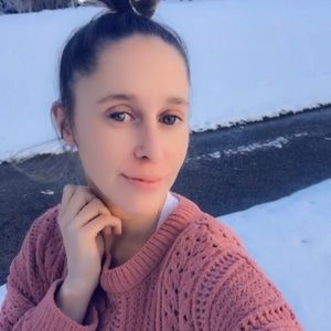 Meet your Posher, Noelle